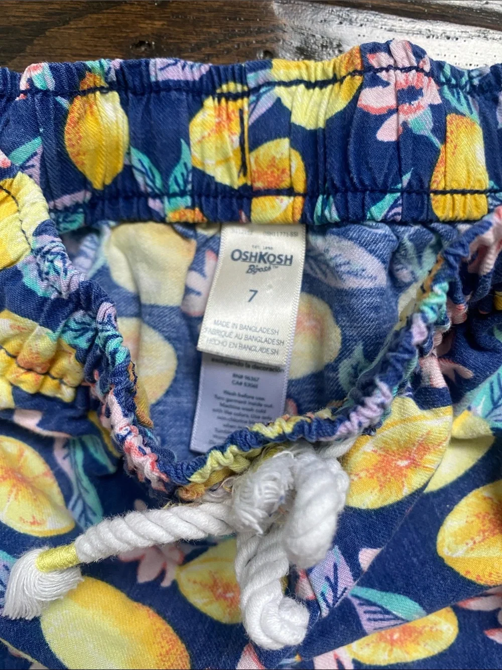 OshKosh Bgosh playful lemon